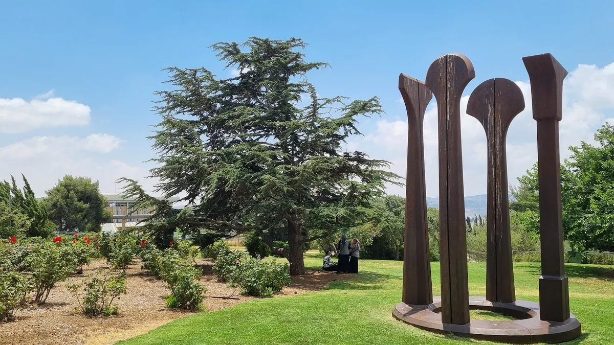 Jardin des Roses du nom de Wāhl - 3