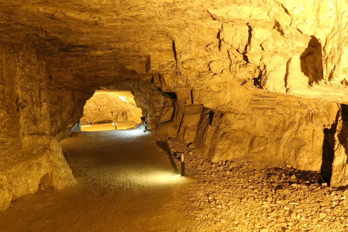 La grotte de Sédécias - 3