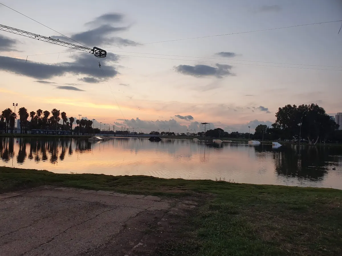 LAKE TLV סקי מים - 2