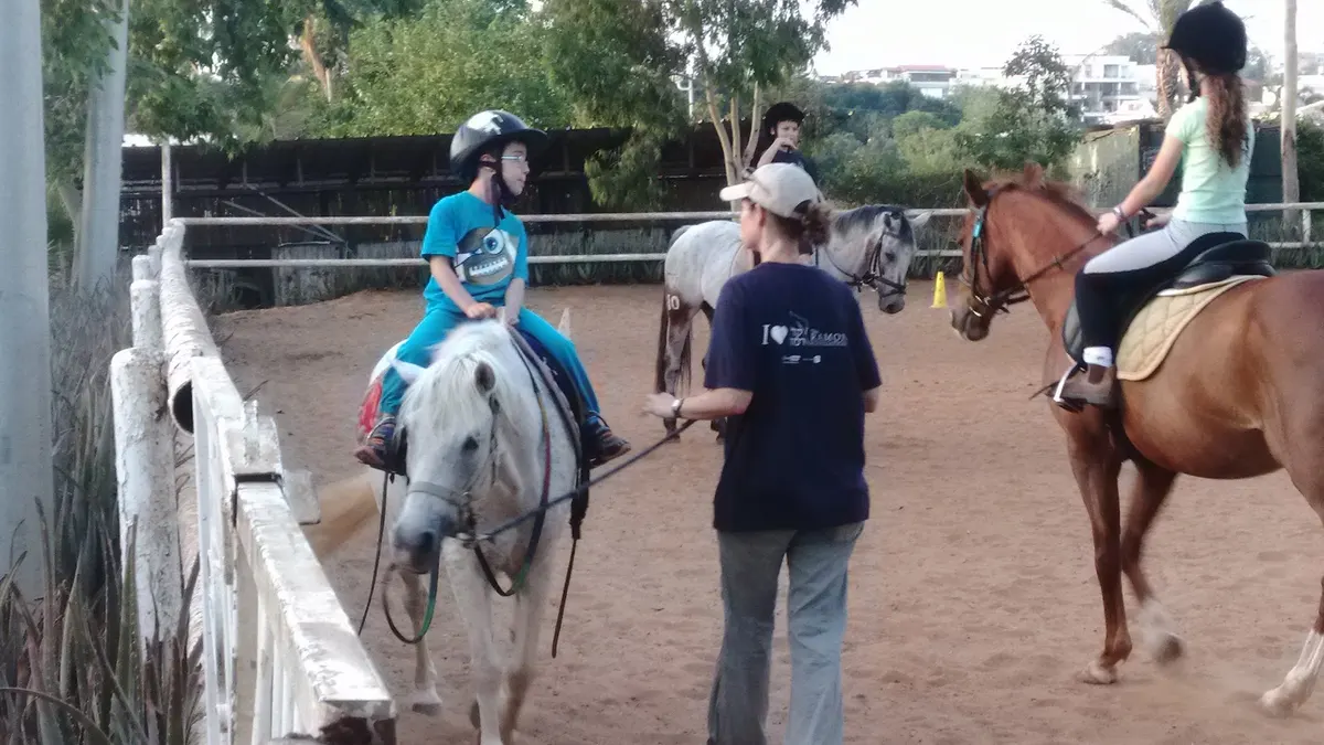 Club d'équitation Raanana - 3