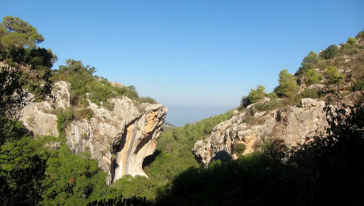 Le grand convoi dans le lit de la rivière Nahal Kziv - 3