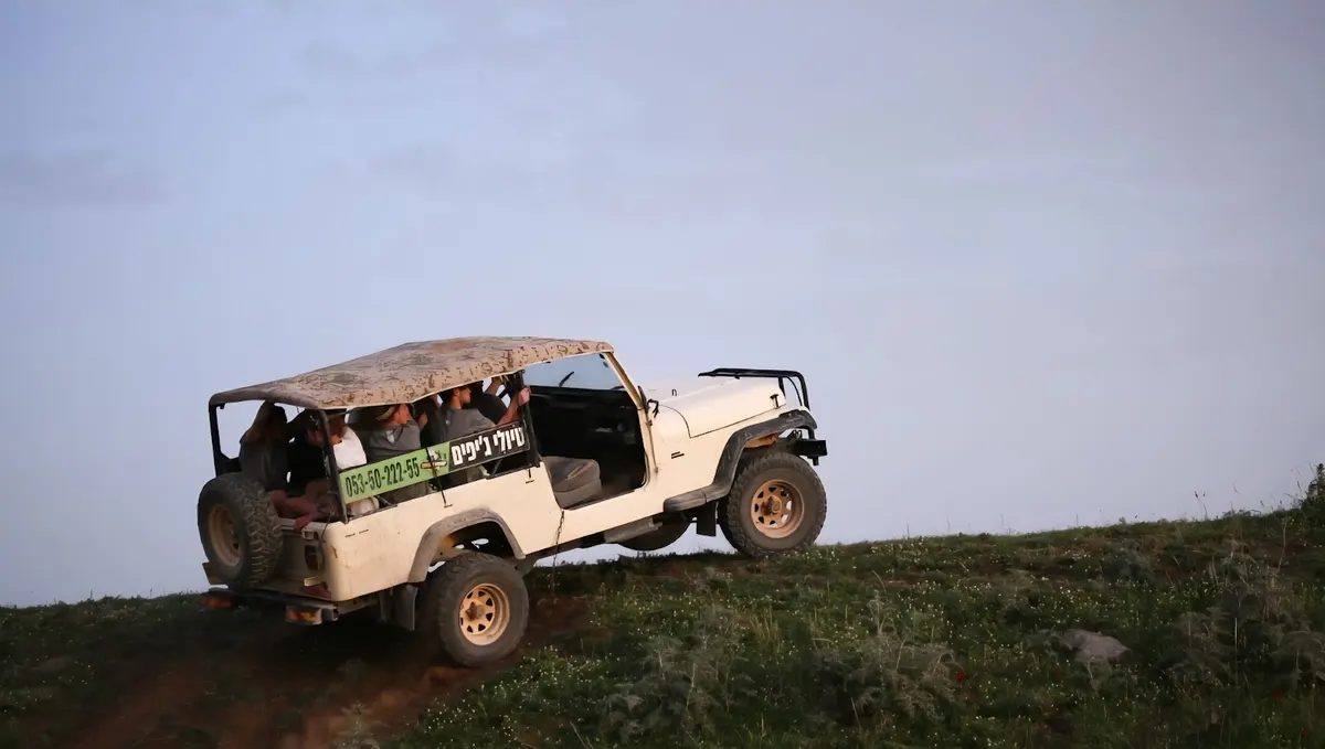 Omer Ay, excursions en 4x4