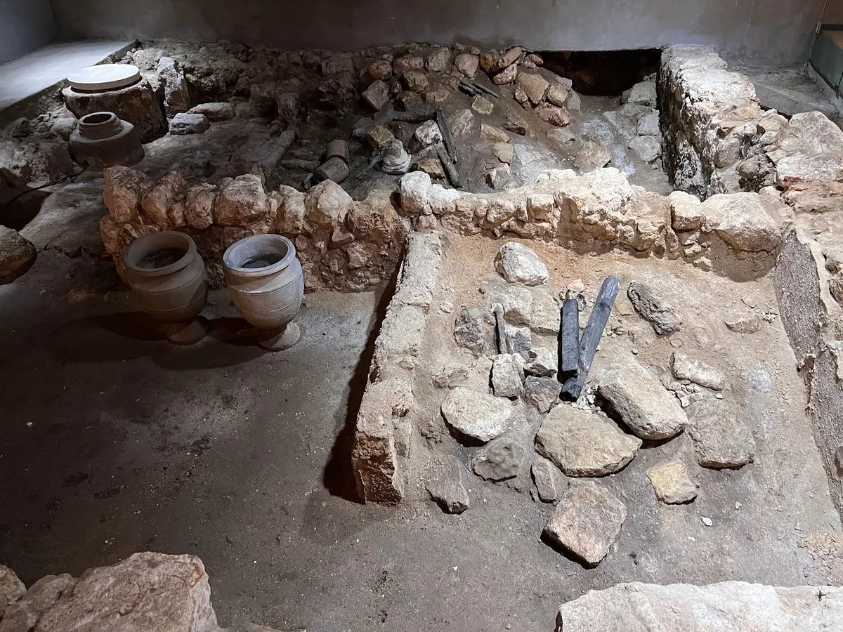 Musée de la Maison brûlée " Maison Kathros " - 3
